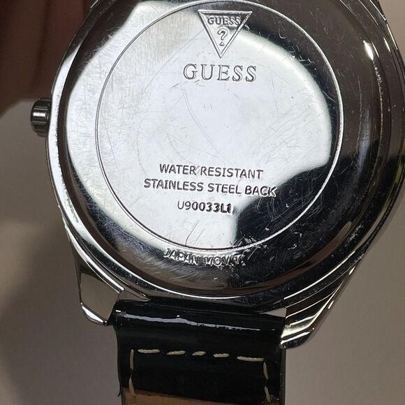 Guess Women\'s Watch U90033L1 Water Resistant Black‎ Leather Band New Battery